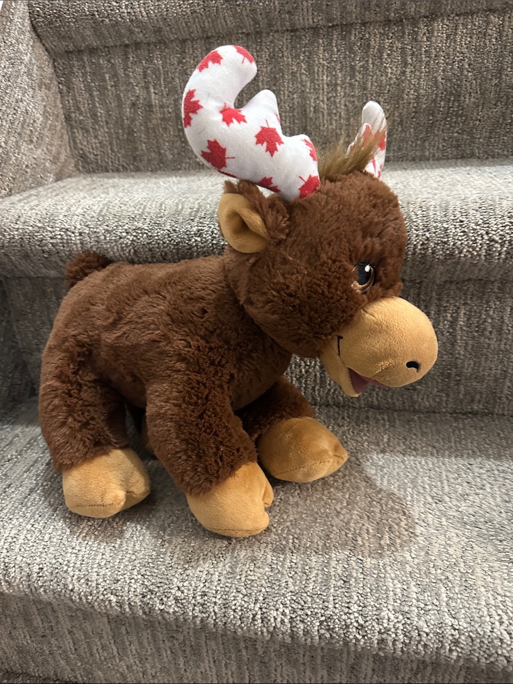 retired Build-A-Bear Canadian Exclusive Maple Leaf Moose